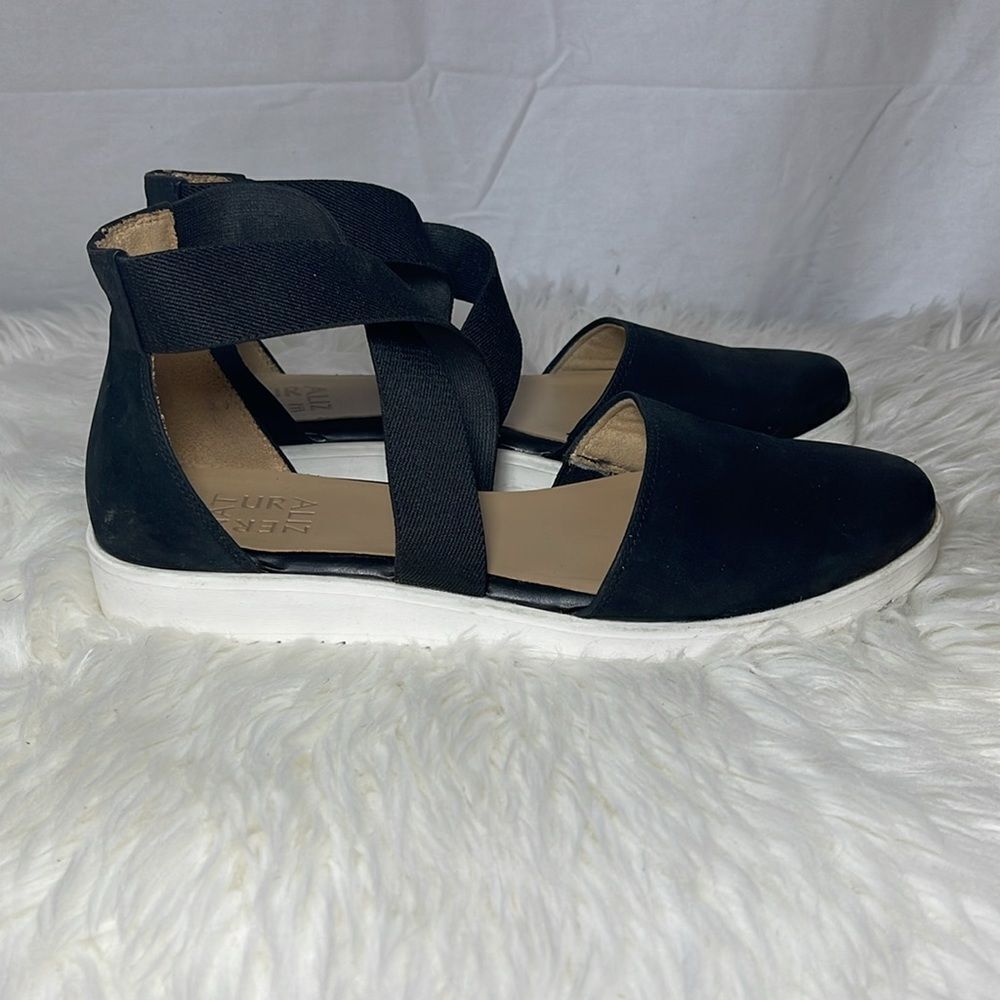Naturalizer Raleigh Black Strappy Slip On Sandals Sz 9 - Picture 5 of 7